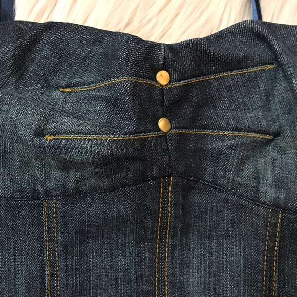 Top - Picture 2 of 4